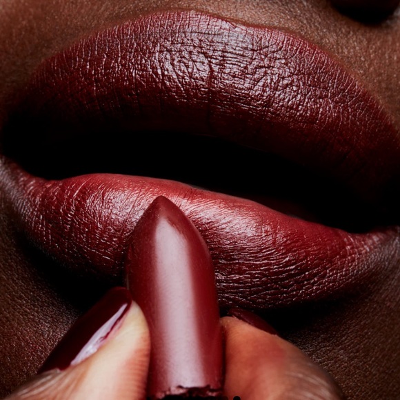 COPY - MAC Satin Lipstick - Paramount (815)            Reddish Brown BNIB - Picture 5 of 5